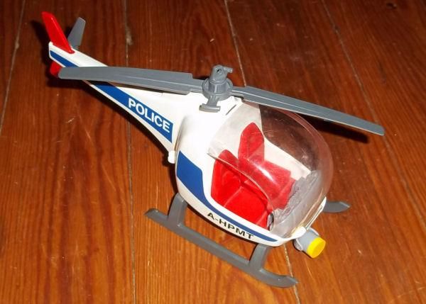 Playmobil 3623 Police Chase Adventure Station Retired + Extras  