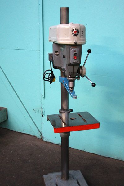 ROCKWELL/DELTA 6 PLUS 6 FLOOR MODEL DRILL PRESS 15 665  