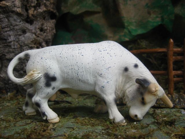 Schleich Retired Rodeo Bull Farm Life use with Nativity Set Figurines 