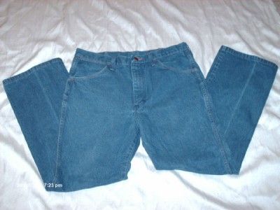 MENS WRANGLER (935NAV) JEANS SIZE 36W 31L  