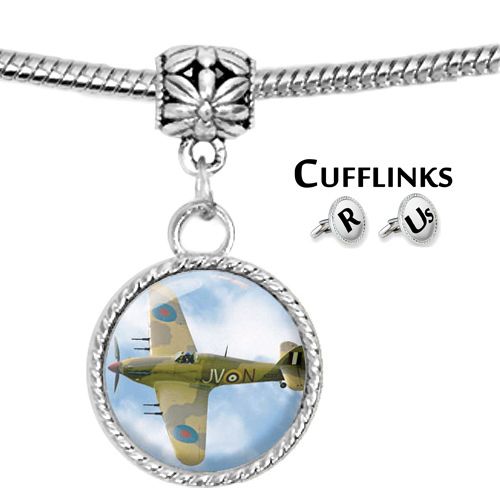 Hawker MK1 Hurricane WWII Plane Charm Bracelet KZc  