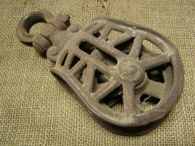   Pulley  Antique Old Pulleys Farm Wheel Barn Well Garden 6394  