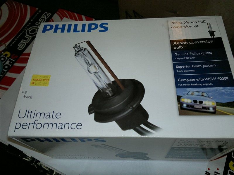 PHILIPS XENON HID 4200K H7 White Light 300% Brighter 2,500 hour Max 