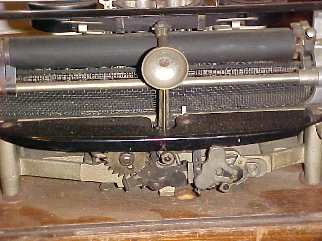 ANTIQUE HAMMOND MULTIPLEX TYPEWRITER  