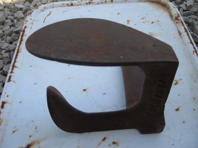 Vintage Cobbler Red Metal Steel? Shoe Anvil good decor  