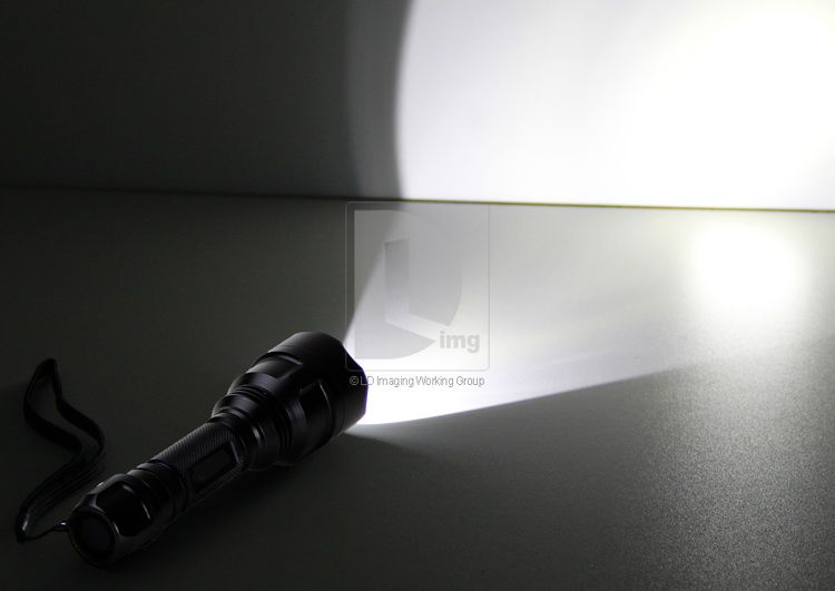 UltraFire CREE Q5 500lm LED Flashlight Torch +Charger  