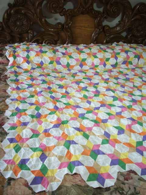 ALMOST FINISHED A LITTLE GIRL’S STAR/PENNSYLVANIA HEX QUILT TOP 