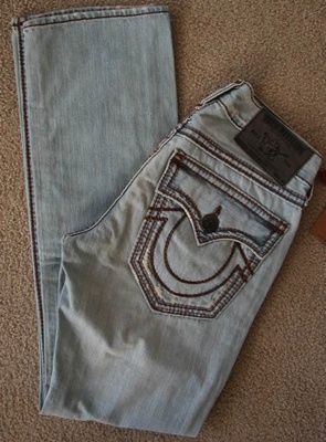 You are bidding on a brand new, 100% authentic True Religion mens 