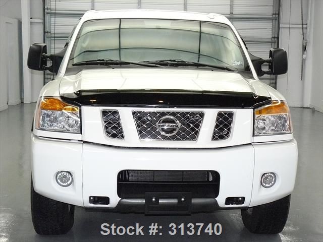 Nissan  Titan WE FINANCE in Nissan   Motors