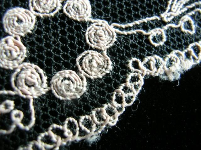 Antique/Vtg BLACK COTTON THREAD EMBROIDERED NET LACE TRIM 6 x 340 