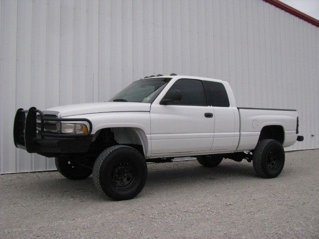 2001 Dodge Ram 2500 SLT 5.9 Cummins Diesel 4X4 Auto