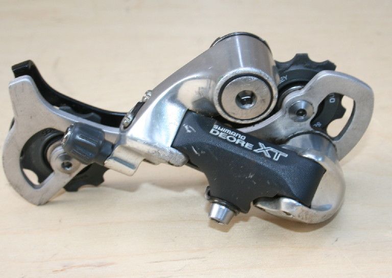 shimano deore 8 speed derailleur