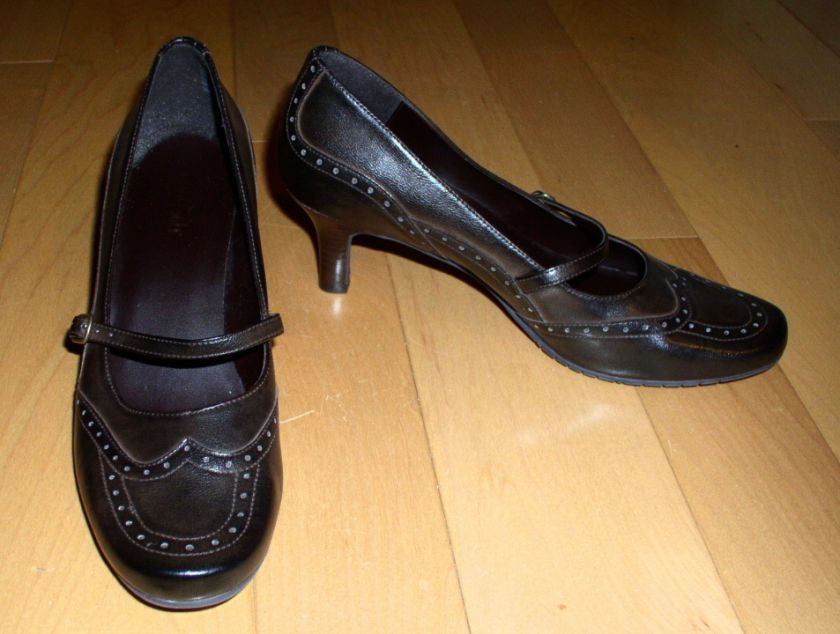 east 5th Wms Brown Mary Jane Style Heels Shoes 7 / 7.5  