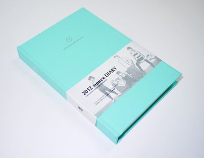 SHINee   2012 Official Diary + Free Gift  SHINee Socks  