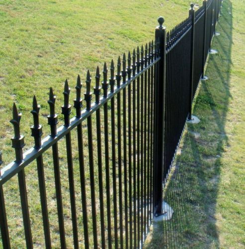 STRUCTURAL STEEL IRON ORNAMENTAL STYLE FENCE GATES  