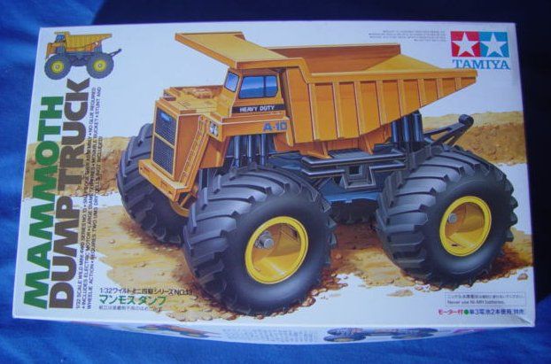 Mammoth Dump Truck ( Motorized ) 1/32 Tamiya  