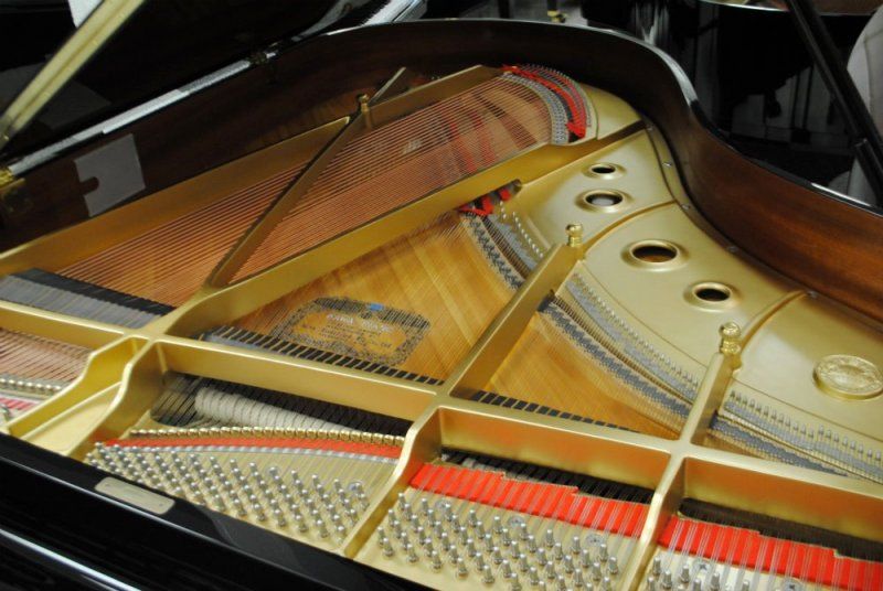 Kawai RX3 Grand Piano   Ebony Polish