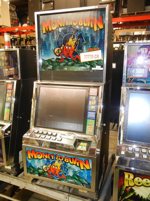 Williams 550 Slot Machine, Money To Burn, 17 LCD Video Slot  